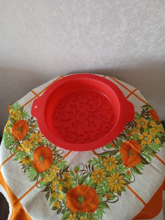 Форма для запекания,новая,силиконовая.