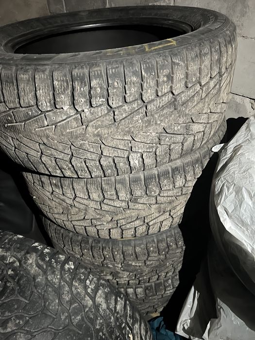 Шипы новая почти неделю как купил