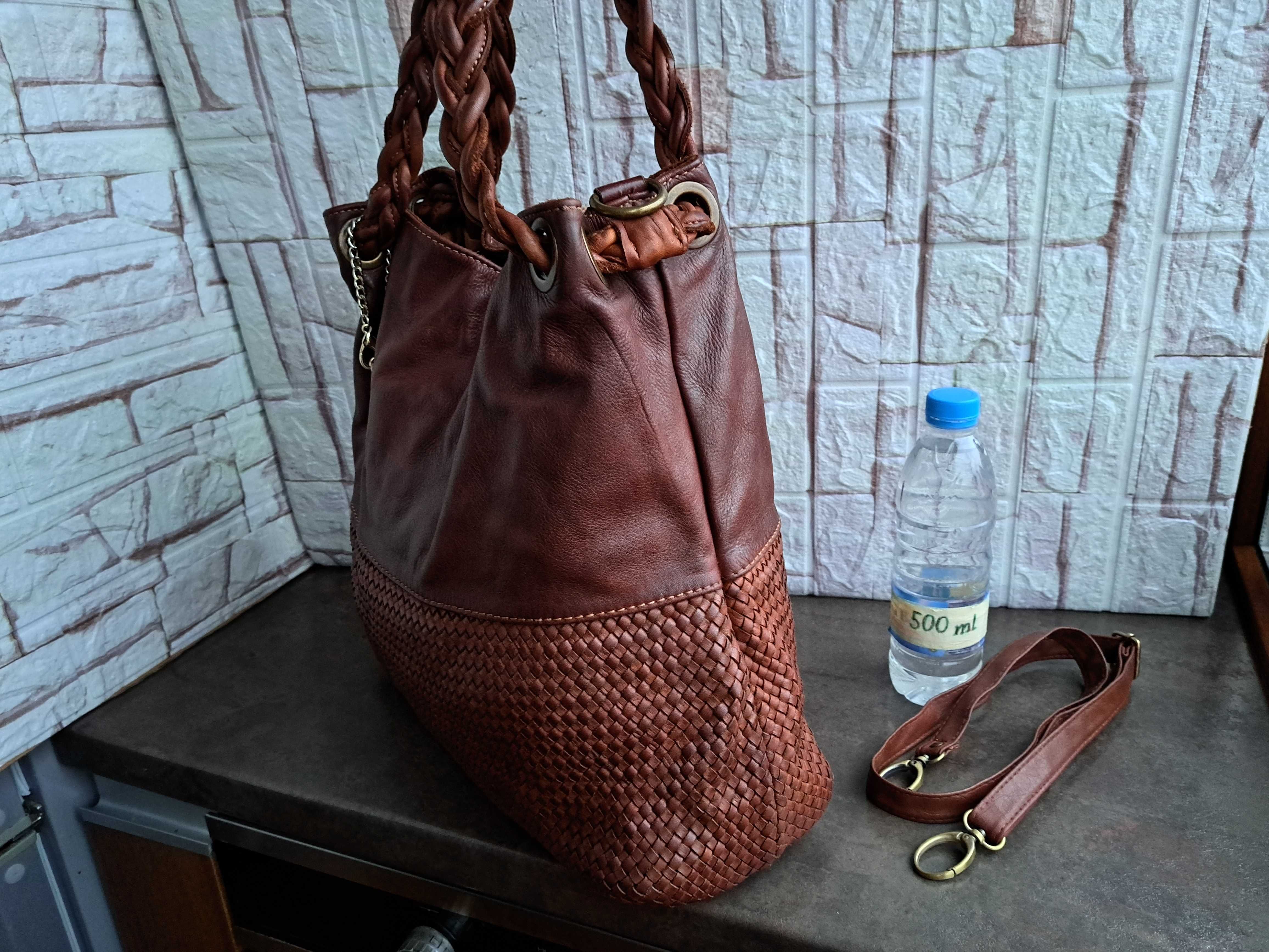 червена  чанта,торба ,раница-естествена кожа