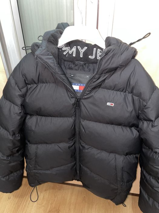 Geaca de iarna Tommy Hilfiger ORIGINALA