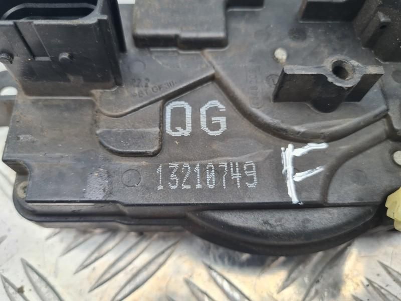 Broasca usa dreapta fata Opel Astra H