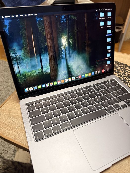 MacBook Air 13.
