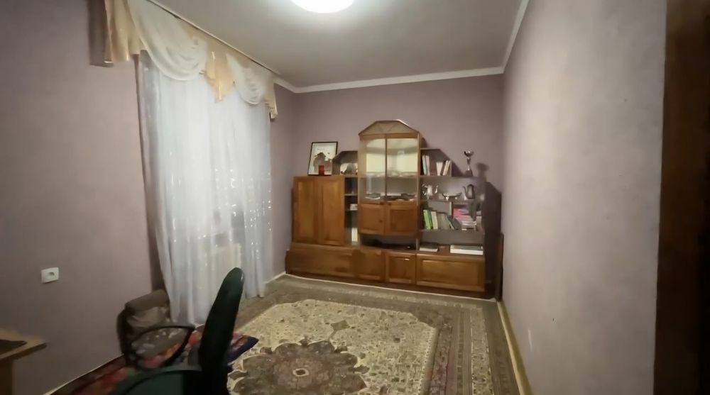 Срочно продаётся дом в Мирабадском районе!