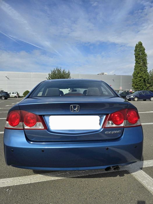 Honda Civic 1.8i ES, Manuala, Scaune incalzite, Clima, Trapa