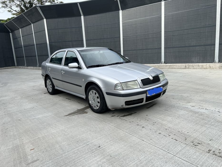 Dezmembrez skoda octavia 1