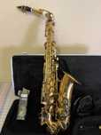 Vând saxofon straton SAS 75