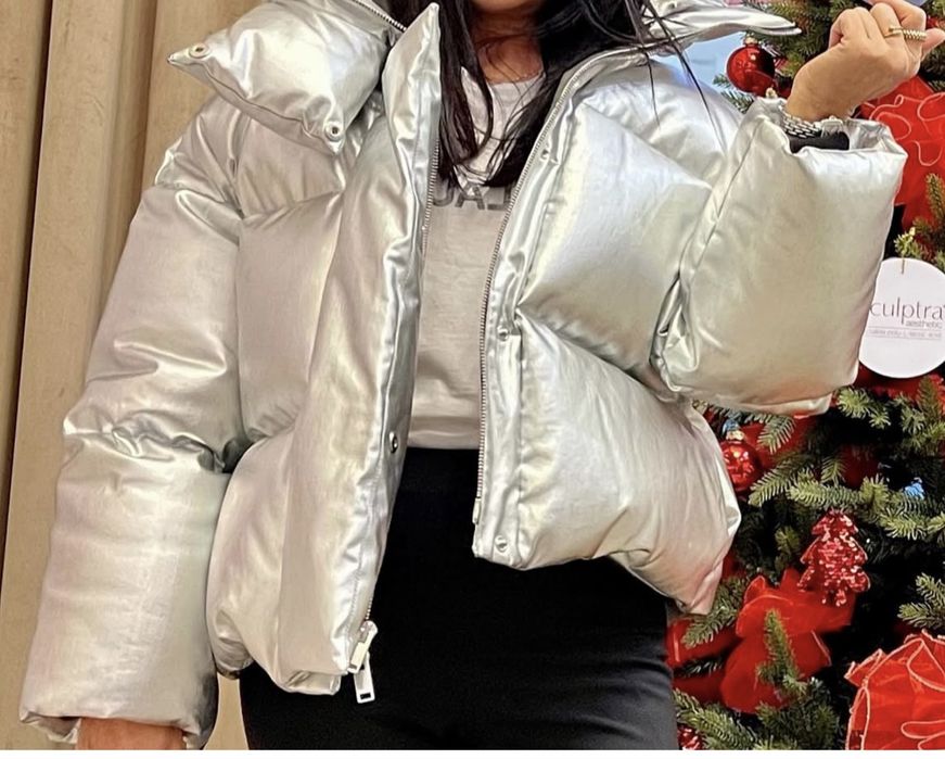 Топло зимно яке,непромокаема материя,закупено от Mitheresa,с фактура