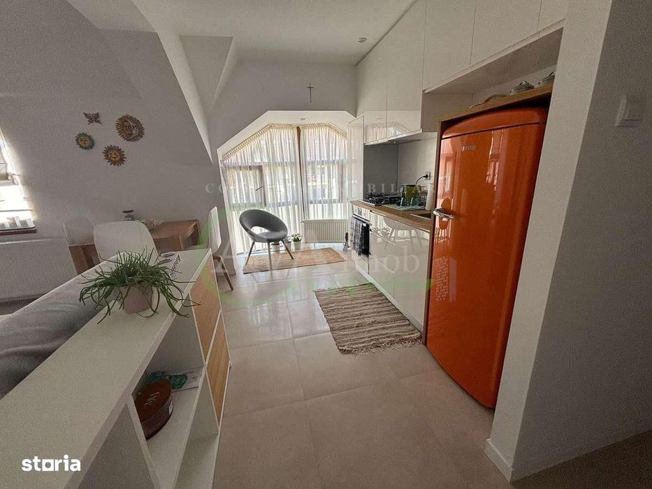 Apartament  duplex,  3 camere decomandat, zona Gradina cu Magnolii