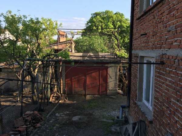оф.16271 Етаж От Къща с Гараж и Двор с.Крумово
