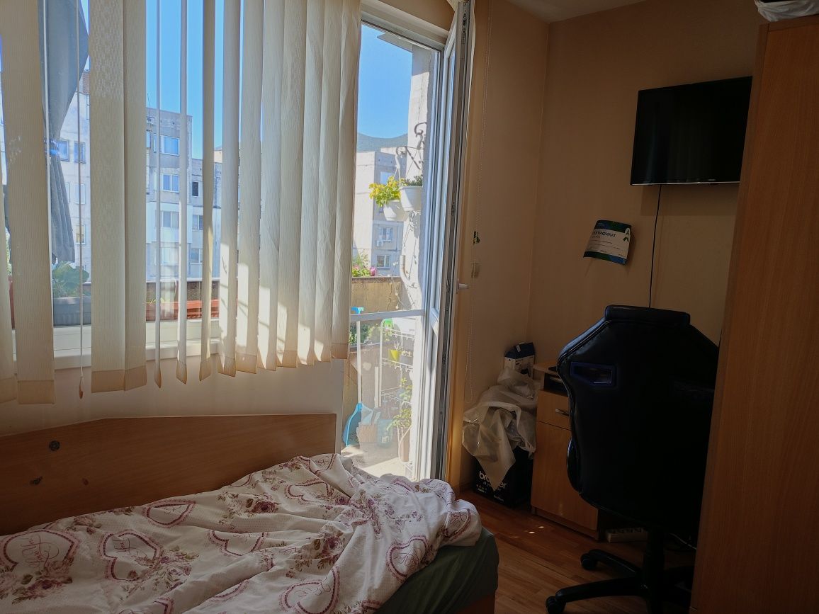 Продава се Двустаен апартамент в Враца, Дъбника - 54 кв.м за 1039 €/кв.м - Снимка #2