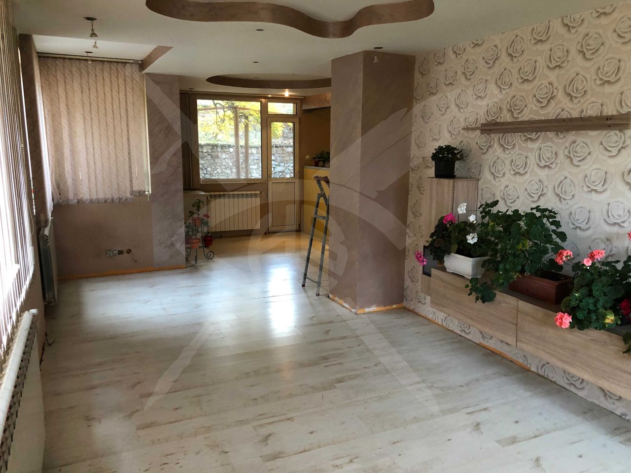 Продава се Етаж от къща в Асеновград - 159 кв.м за 850 €/кв.м - Снимка #11