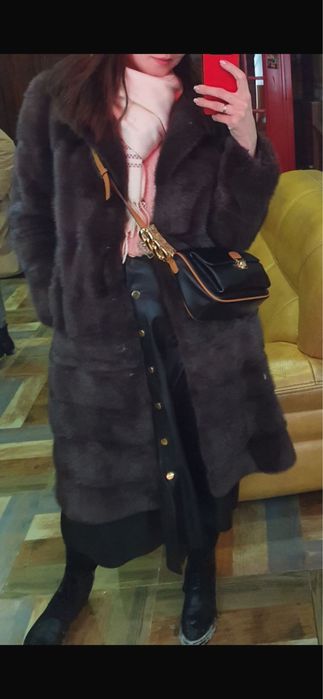 Продам шубу! Очень теплая и удобная!