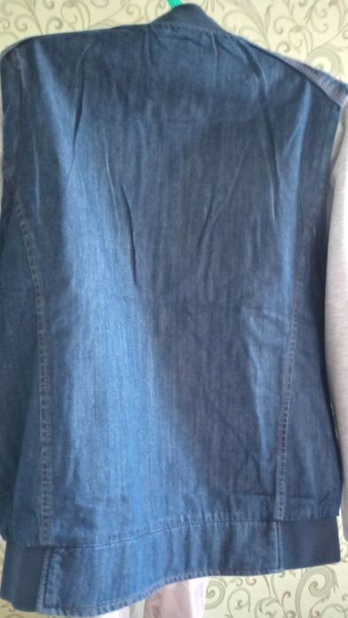 Джинсовая куртка- ветровка "Into".