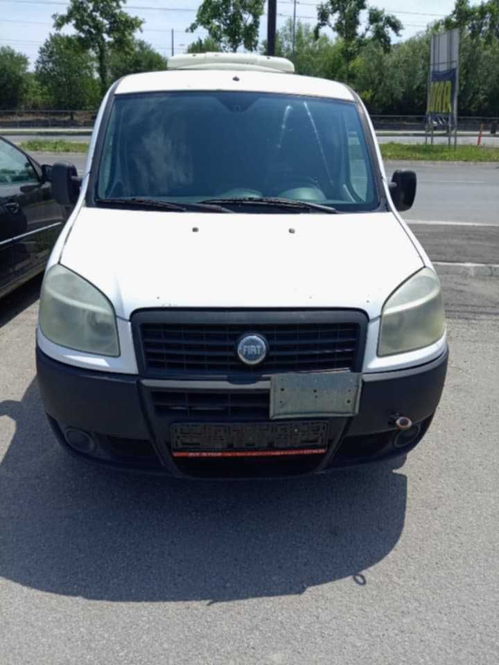 Fiat Doblo 1.3 JTD cu racitor webasto -1 Proprietar 2005 Autoutilitara