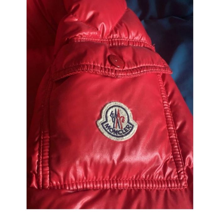Moncler Red Maya
