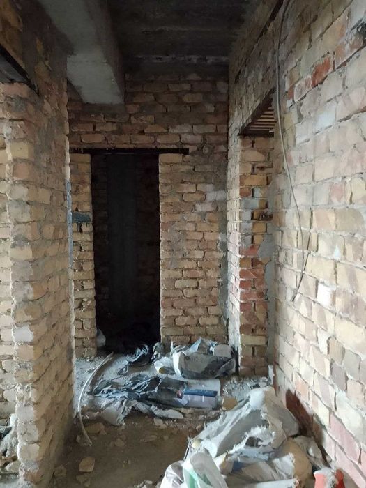 Kvartira karobka holatda