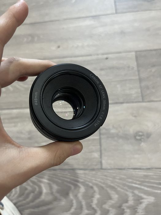 Продам обьектив Canon EF 50mm f1.8 STM