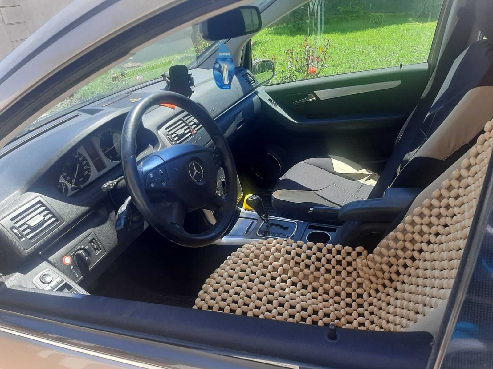 Vând Mercedes B class