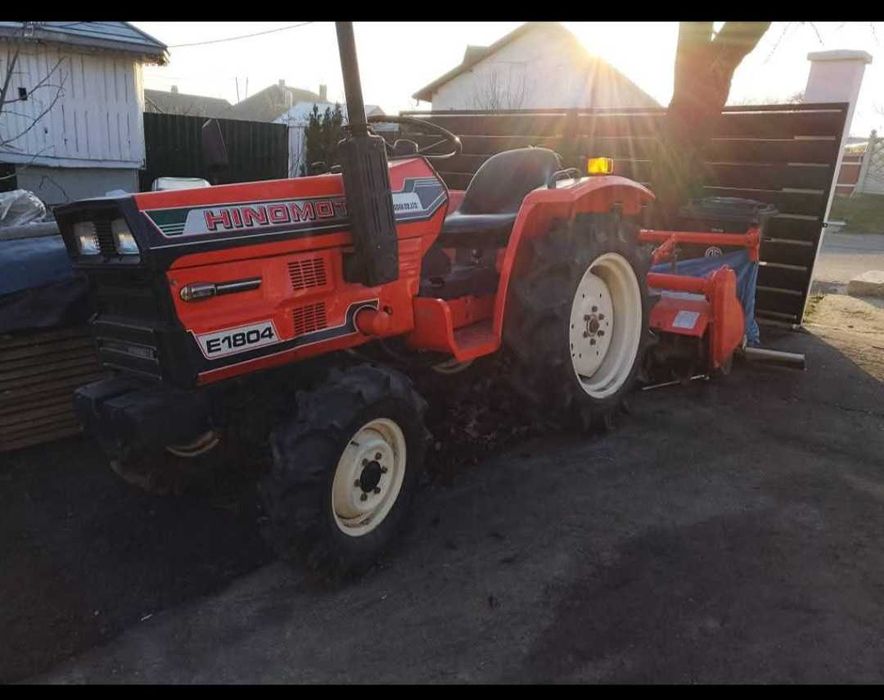 Vand urgent tractor japonez