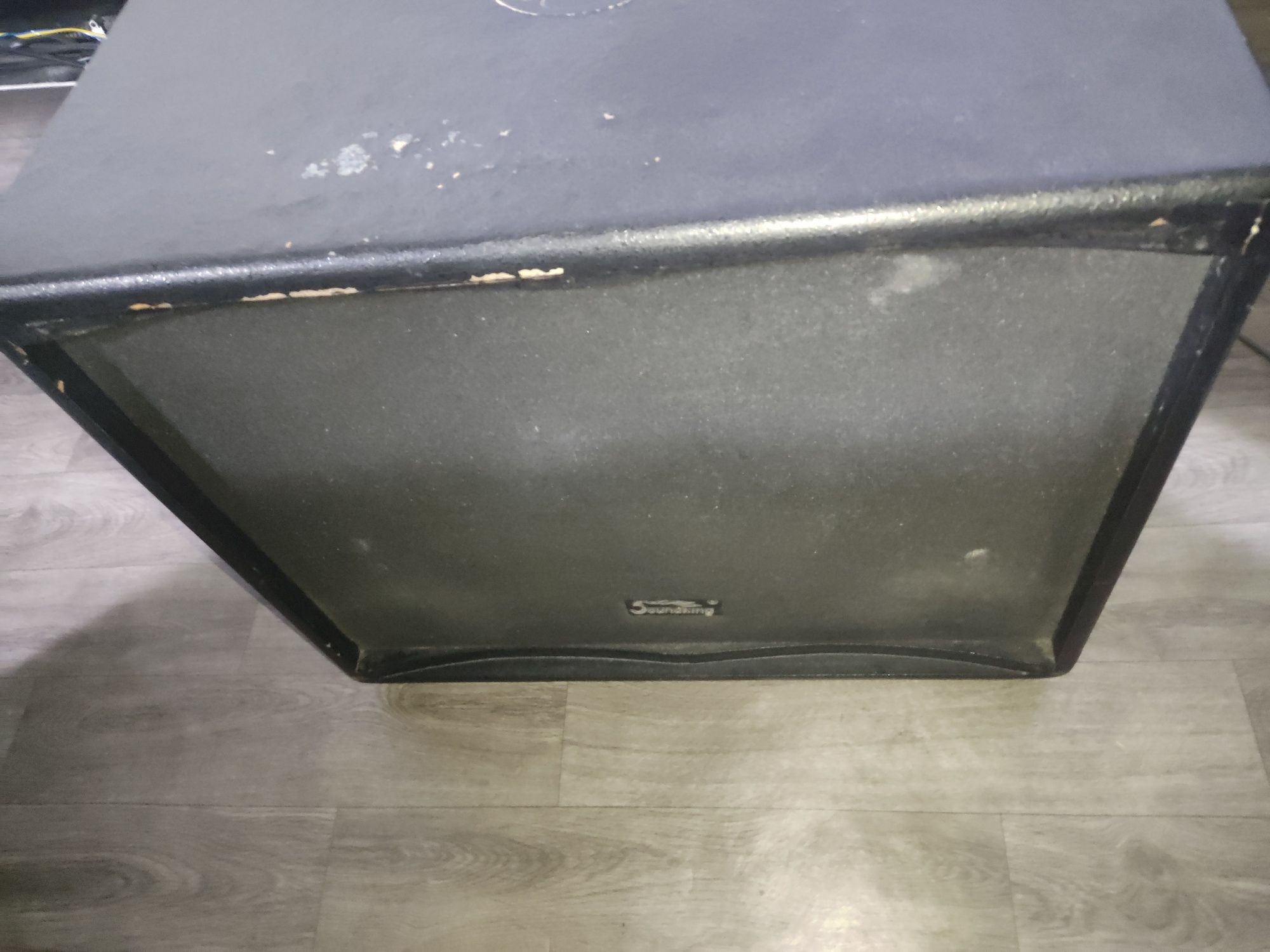 Продается профессиональный Сабвуфер Soundking S115SA