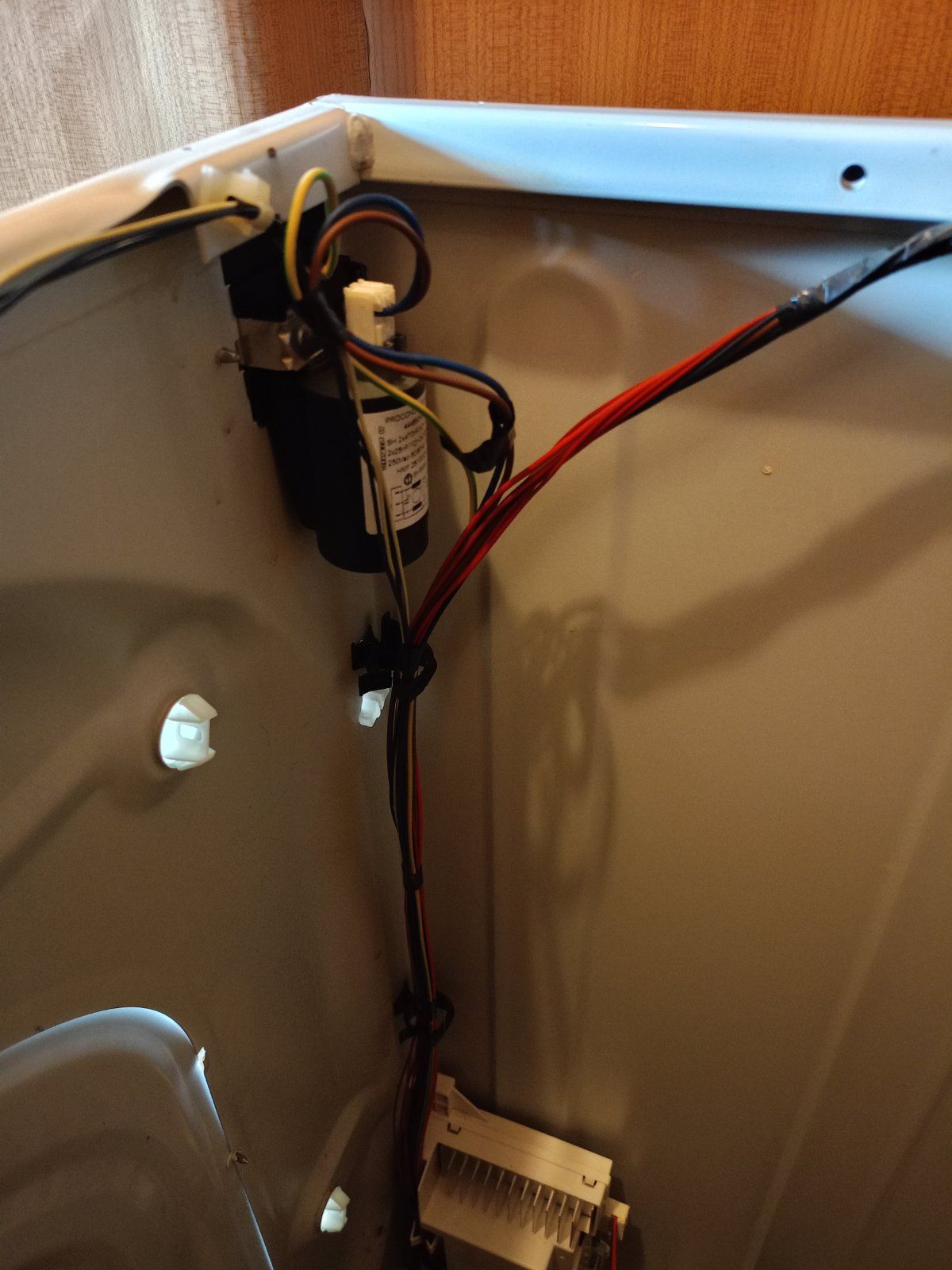 Пералня Indesit IWC71282 за части