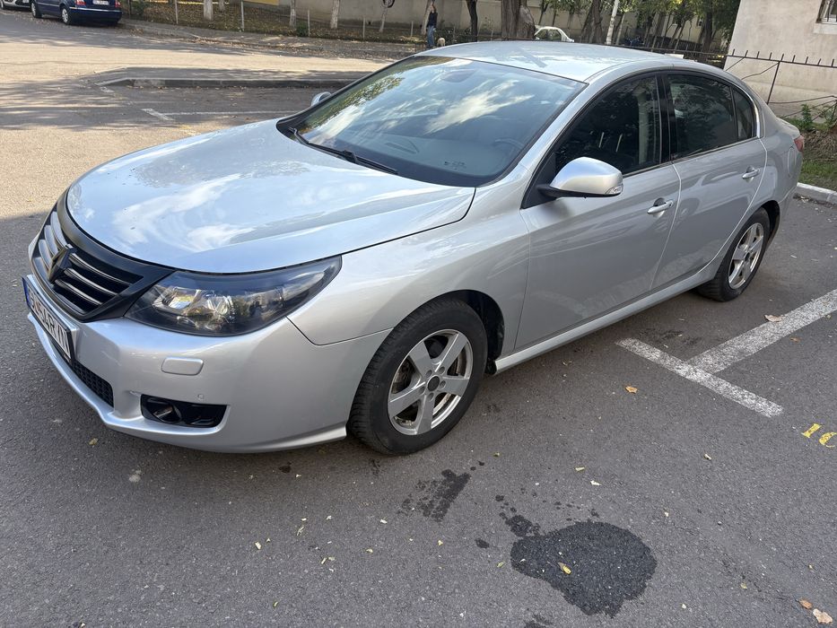 Renault Latitude