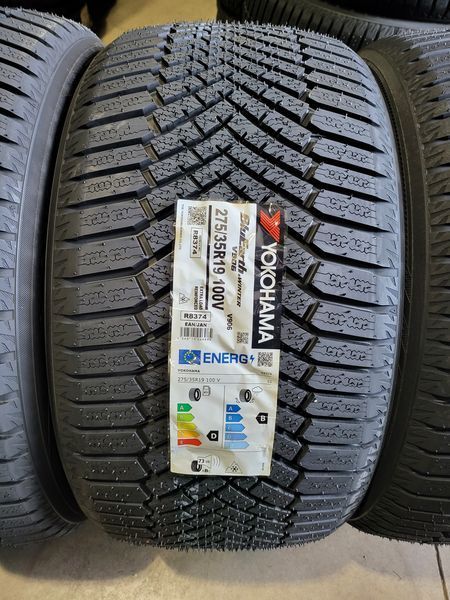 275/35/19//245/40/19 YOKOHAMA