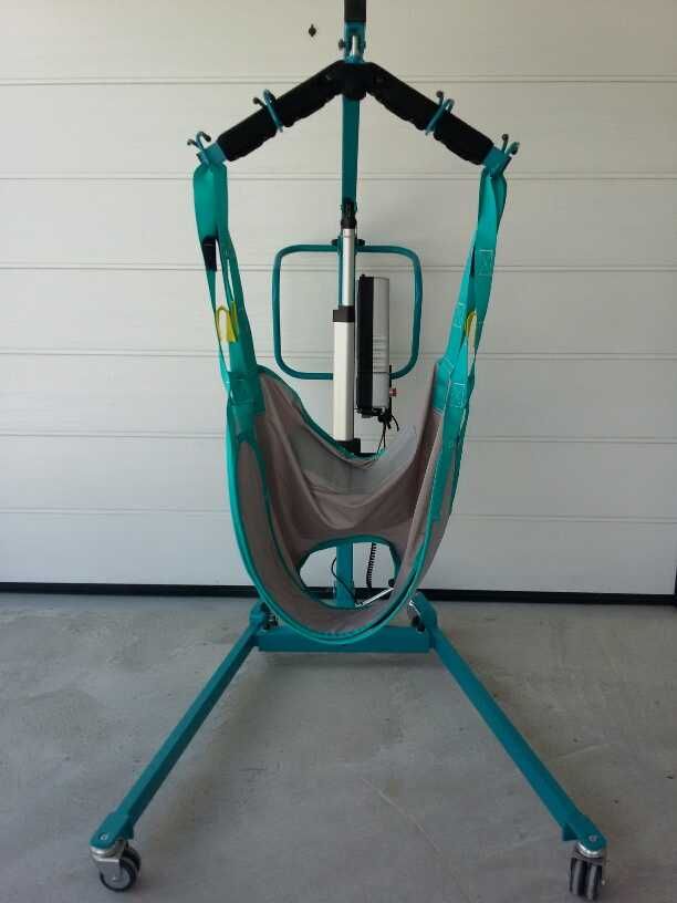 Macara ridicare invalizi cu chinga  – 150 kg – AKS Foldy (folosit)