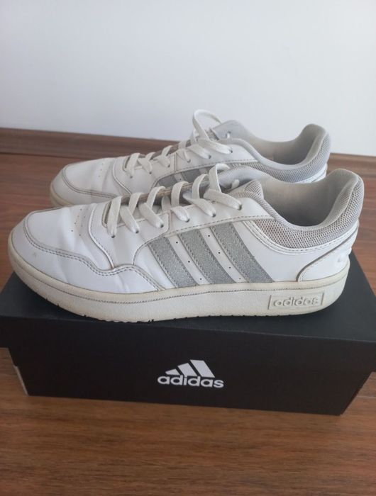 N40 Маратонки ADIDAS