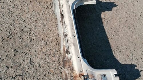 Prag fata (componenta caroserie) VOLKSWAGEN PASSAT Variant 365 2010 -