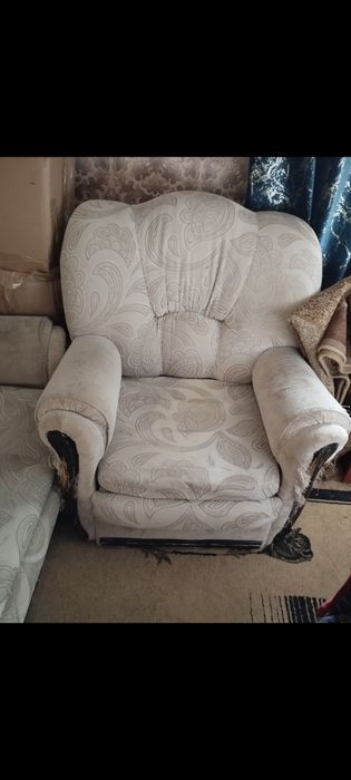 Диван и кресло!!!