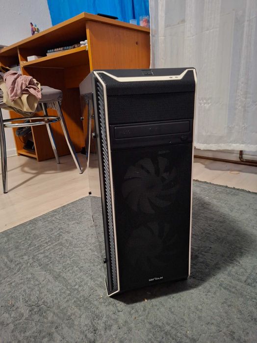 Vand pc de  gaming
