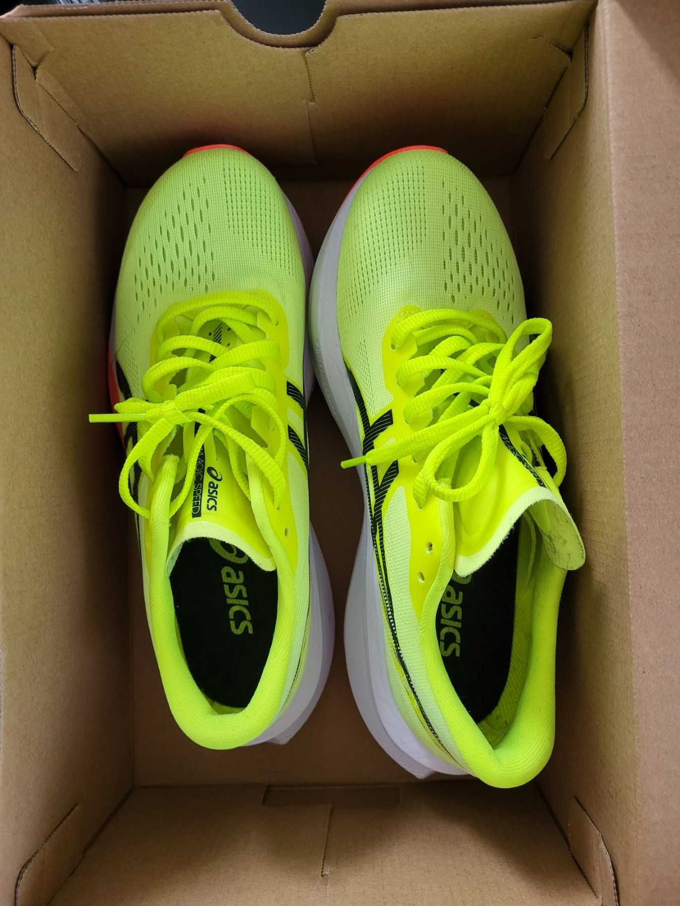 Дамски маратонки за бягане ASICS MAGIC SPEED 4