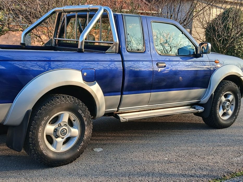 Nissan Navara 2.5