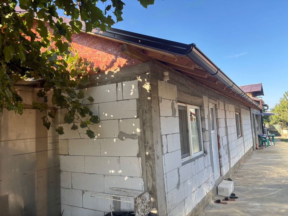 Casa de vânzare în orașul Mizil,str decebal 1200 MP Nr 17,