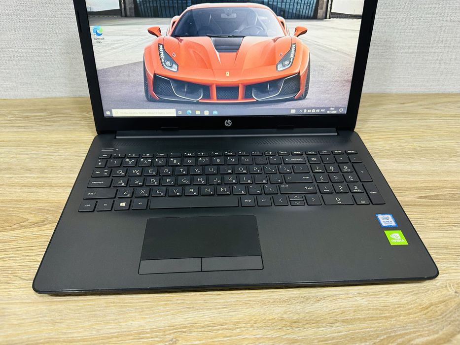 Недорого HP Pavilion Core i5-8 Ядерный с Видеокартой Идеал состояние