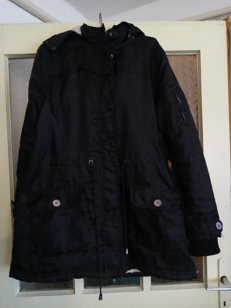 Parka dama imblanita