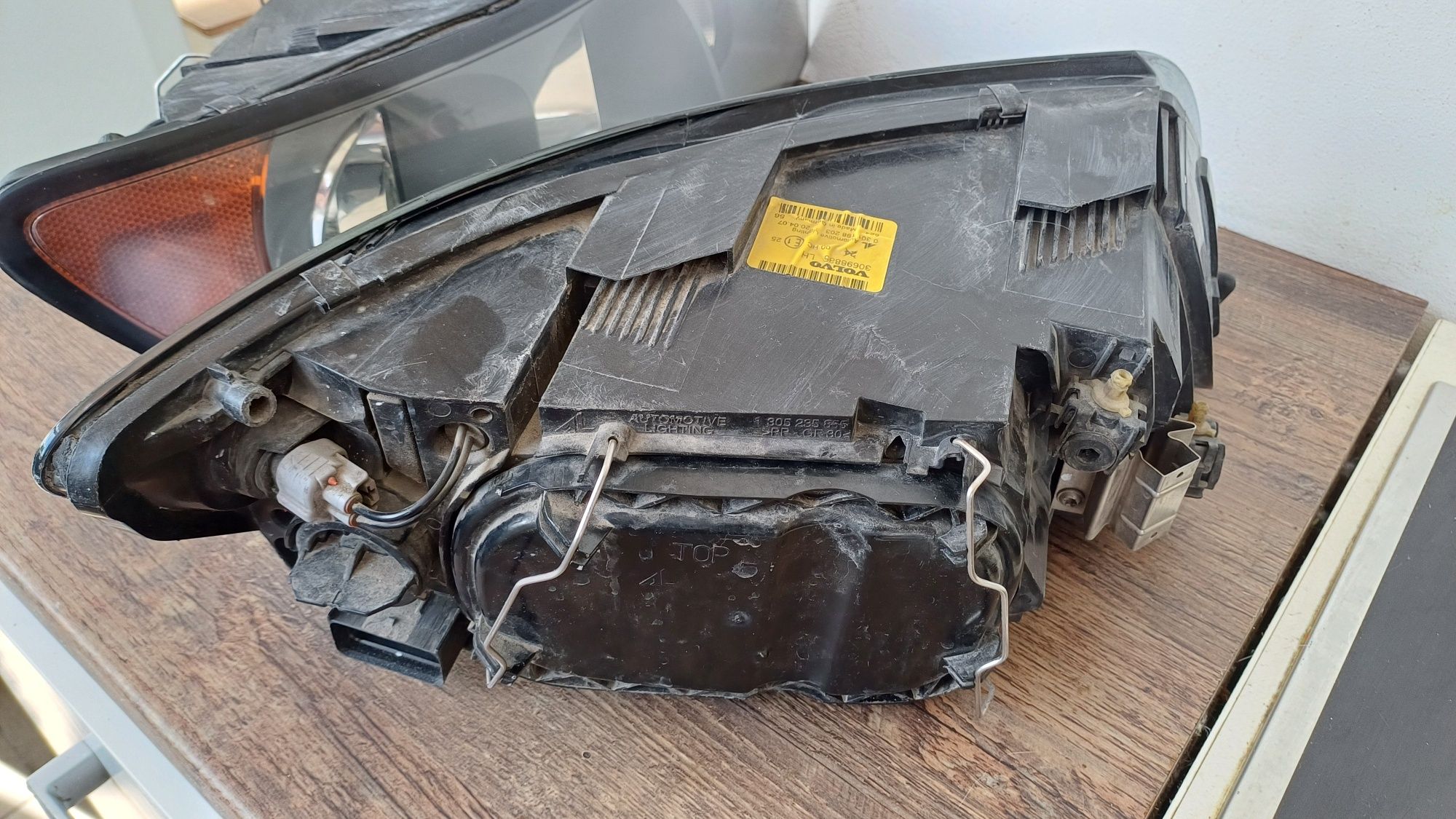 Фарове  VOLVO   за C30/S40/V50