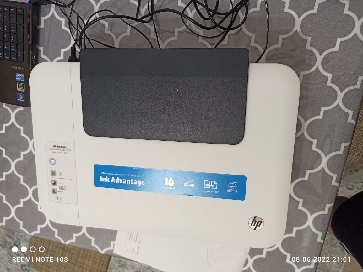 Продам принтер 3 в 1 HP Deskjet Ink Advantage 1515