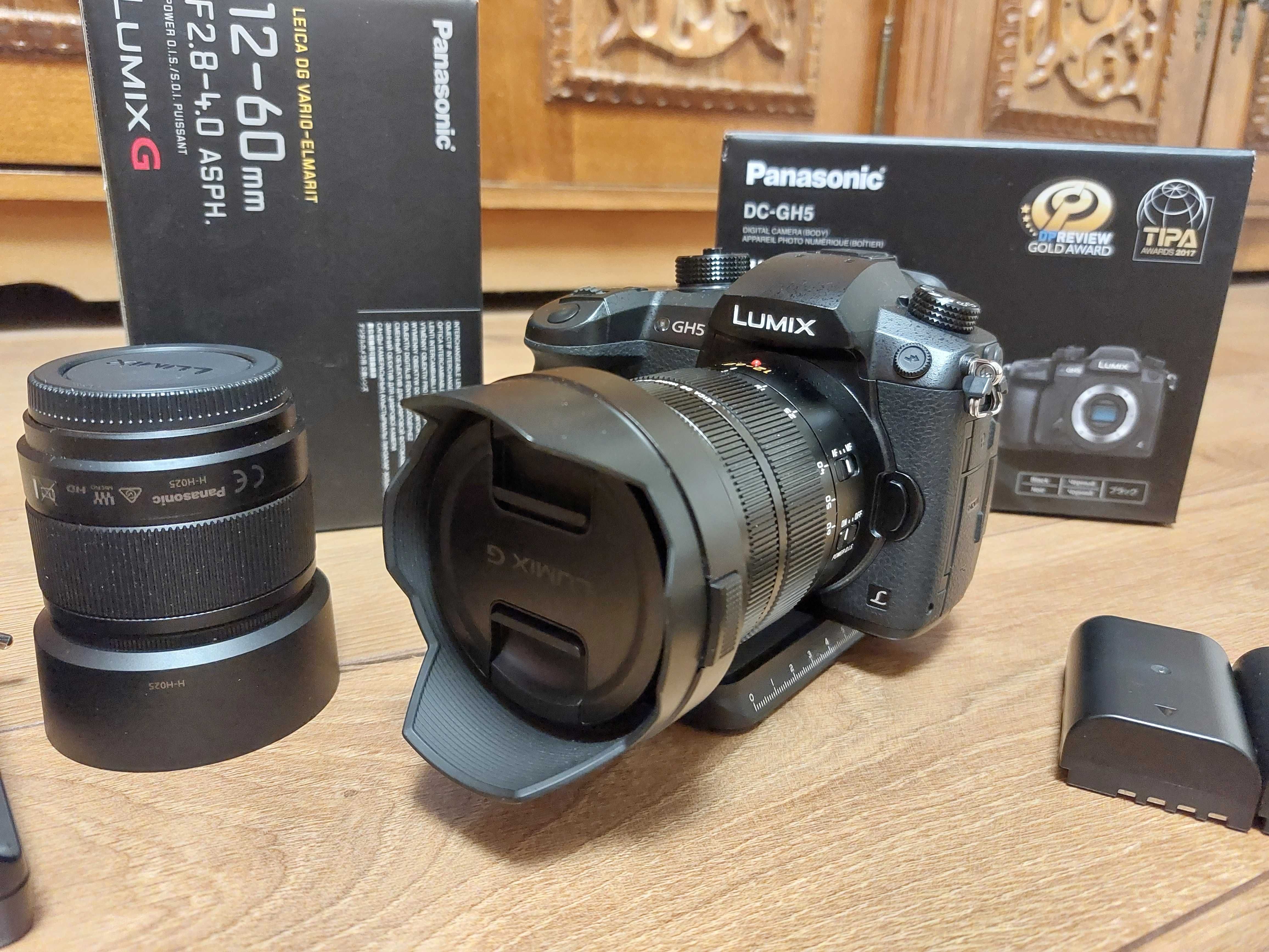 Panasonic gh5 cu obiectiv 12-60 f2.8-4 si obiectiv 25mm f1.7