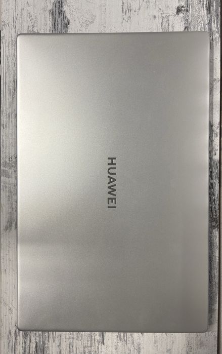 Лаптоп Huawei Matebook D15, 256gb, сив