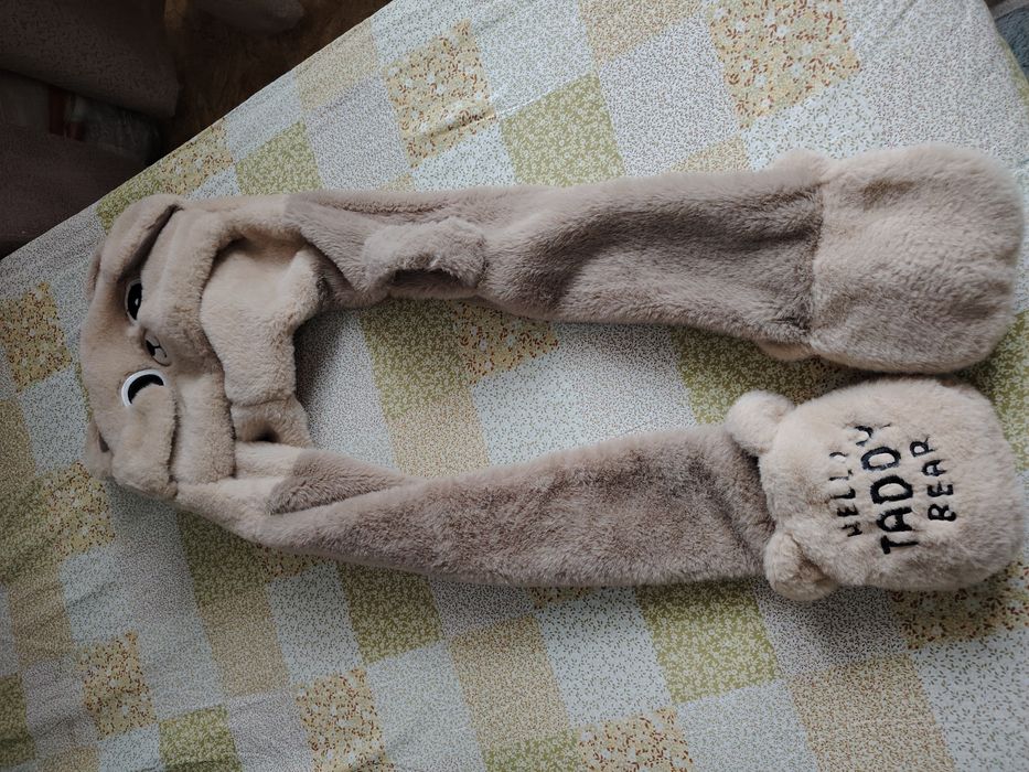 Продам детскую шапку меховую на девочку