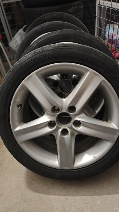 Vând jante honda r17