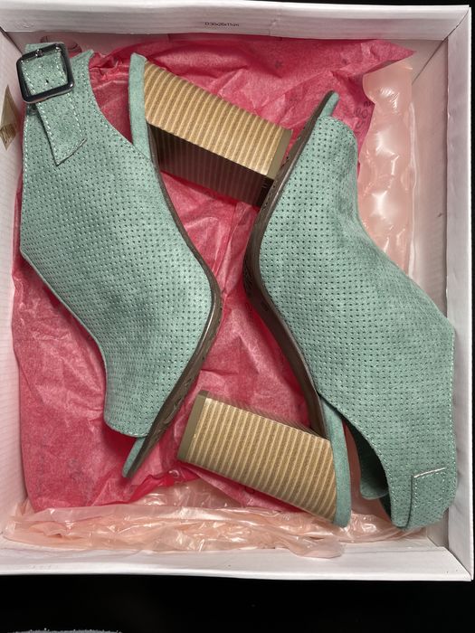 Pantofi casual purtati o singura data