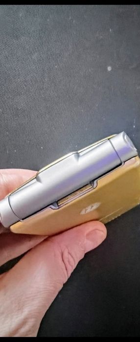 Motorola V3i D&G  ( decodat)