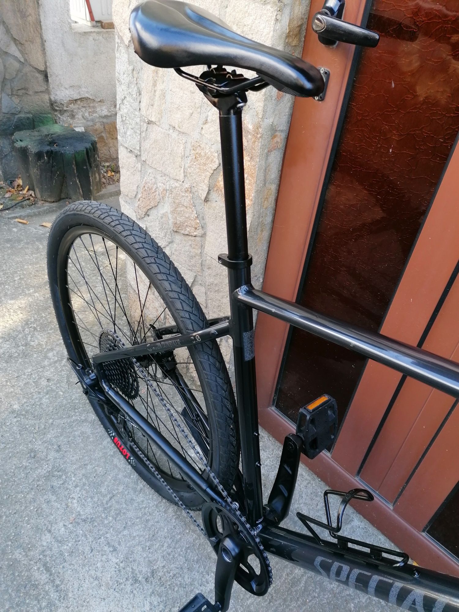 Specialized Sirrus Хибрид 28 цола Deore 1*11