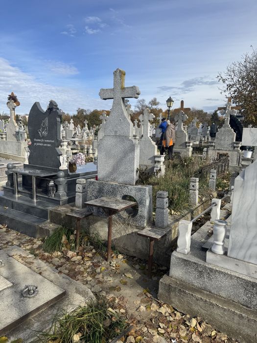 Loc de veci in cimitirul eternitatea vaslui