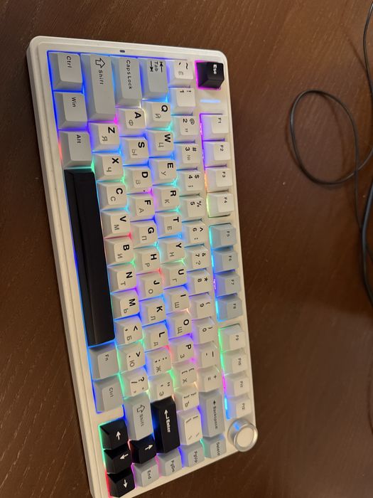 Продам игровую клавитуру