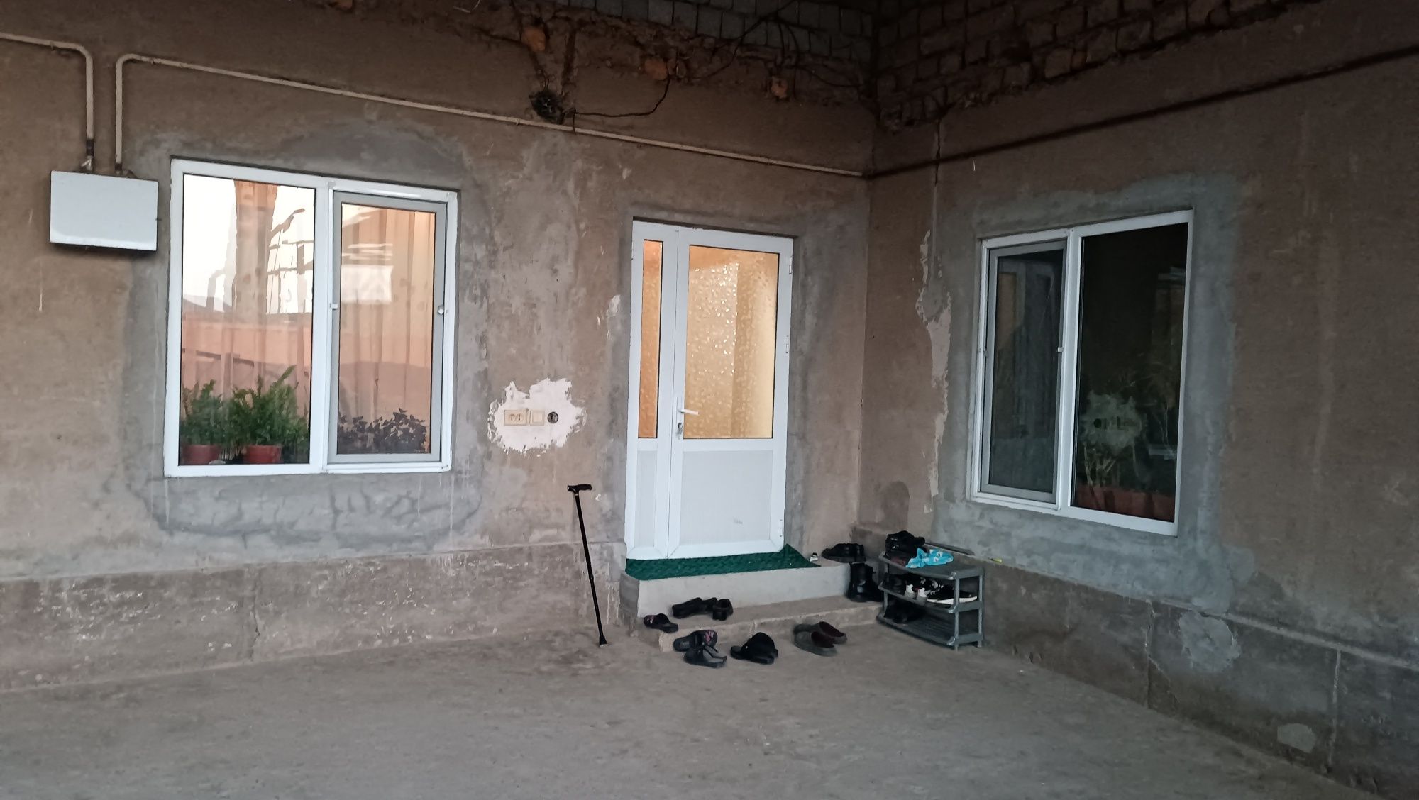 Уй сотилади. Продаётся дом срочно