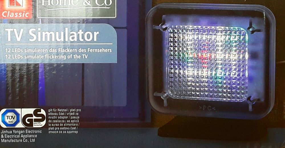 SIMULATOR TV pentru descurajarea sărbătorilor de locuințe NOU - 60 Lei